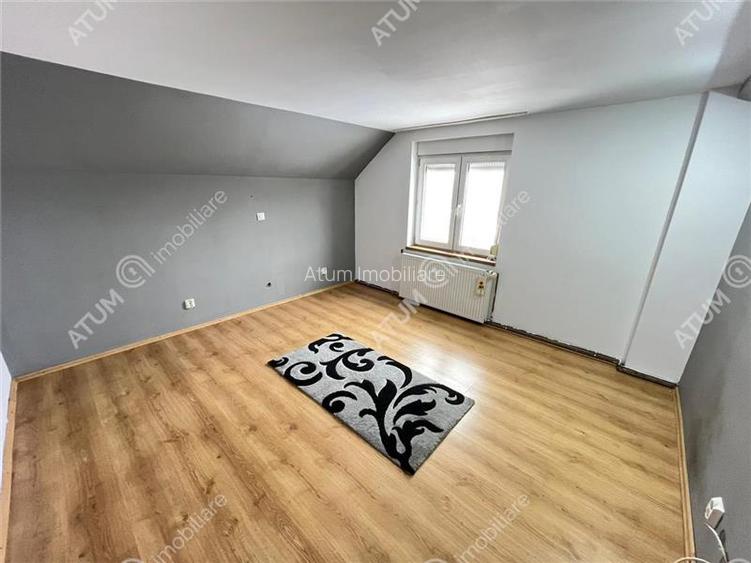 Casa individuala 8 camere 2 garaje 500 mp teren zona Selimbar - 16