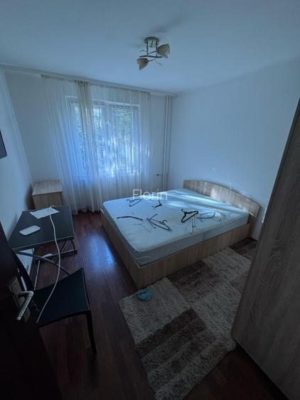 Proprietar, inchiriez 3 camere, 2/8, Rahova, Dumbrava Noua nr12, mobilat, utilat - 3