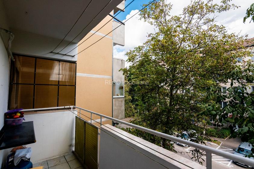 Apartametn cu 3 camere zona Rogerius - 9