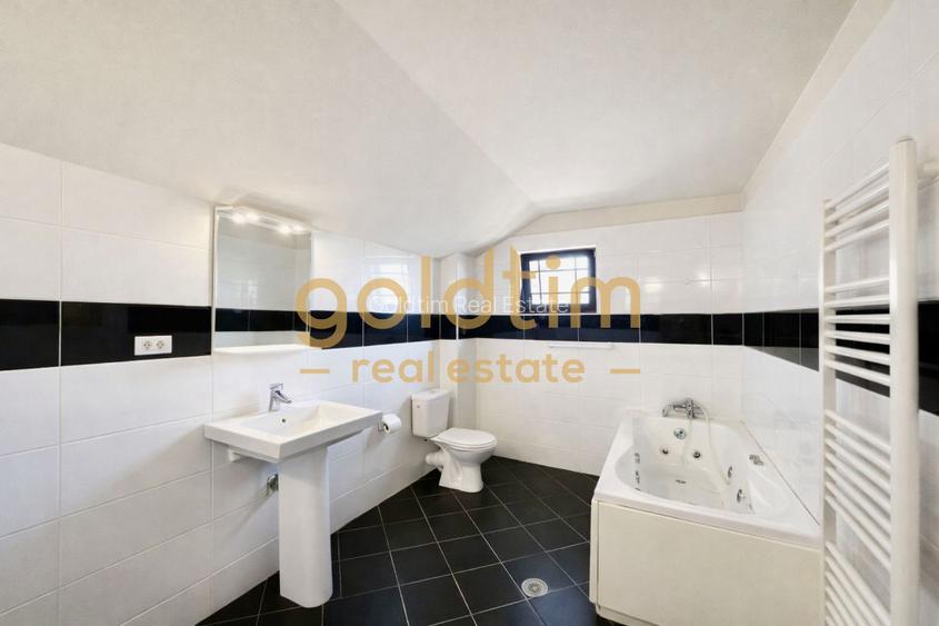 SUPERB/ VILA INDIVIDUALA/ GARAJ/ GRADINA MATURA - 23