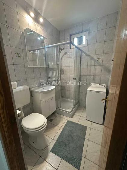 Apartament 2 camere, semidecomandat, 61 mp, ac, metrou aproape, 1 Mai - 7