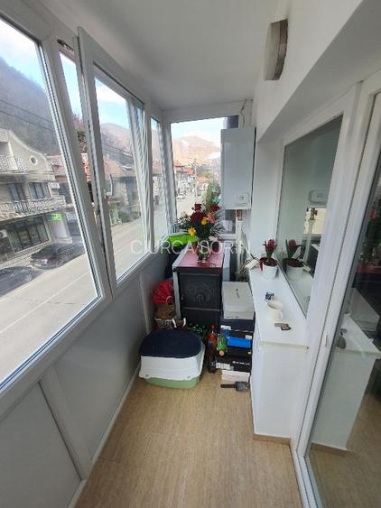 Vand apartament cu 3 camere in Baile Herculane. - 14