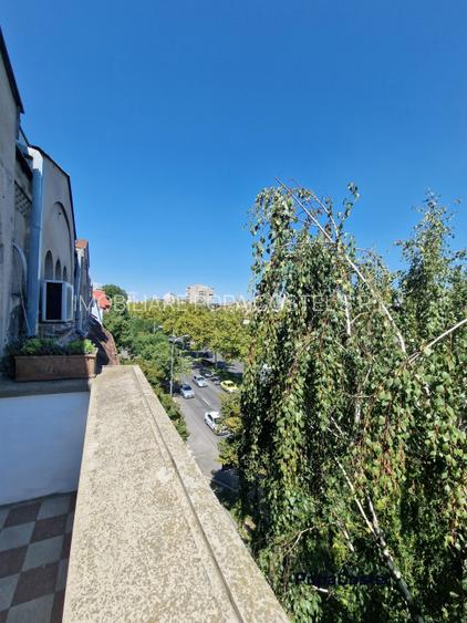 Piata Romana - Lascar Catargiu 3 camere etaj 3 in vila istorica, ideal birou - 13