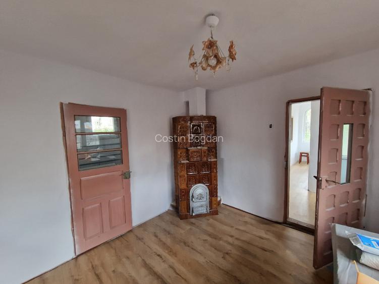 De Vanzare CASA + TEREN 1094mp VALEA LEURZII, DAMBOVITA - 2