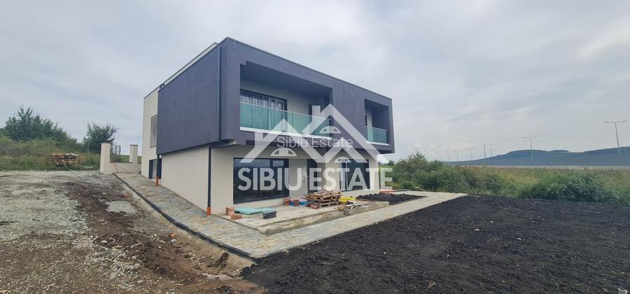 Casă individuală  deosebită, finisată Șelimbăr, Cartierul Tineretului - 9