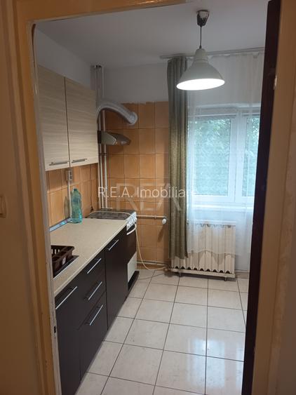 Garsonieră decomandată 40 mp | Bd. Constantin Brâncoveanu | Metrou 5-7 min | Blo - 10