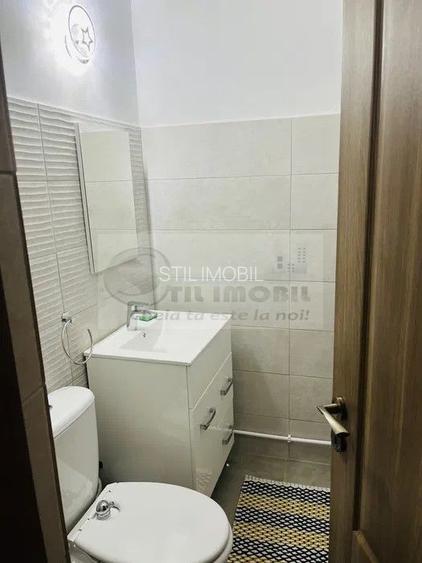 Apartament 3 camere Podul de Fier 700 Euro - 8