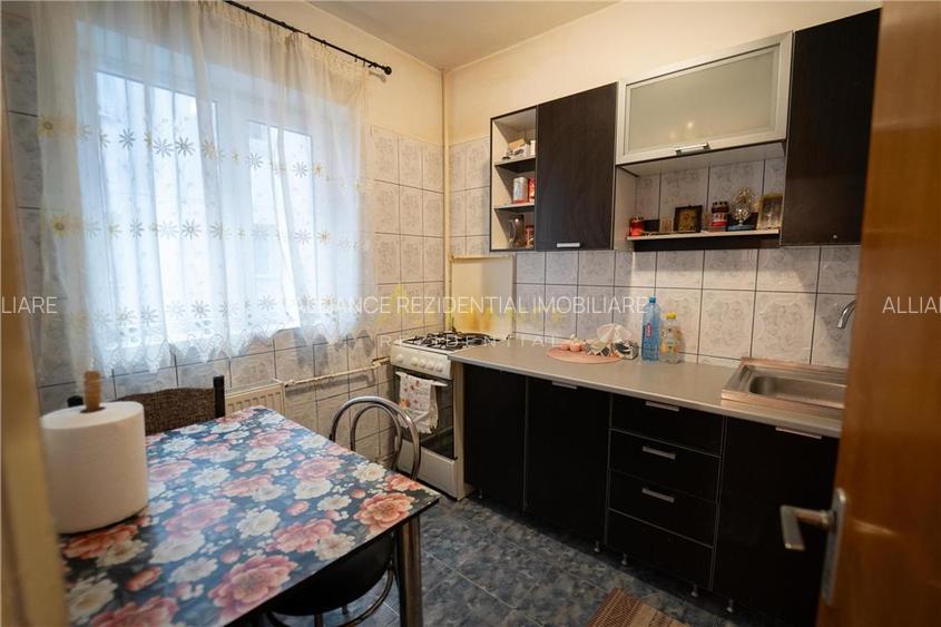 Metrou Tineretului ~ Apartament 3 camere - 8