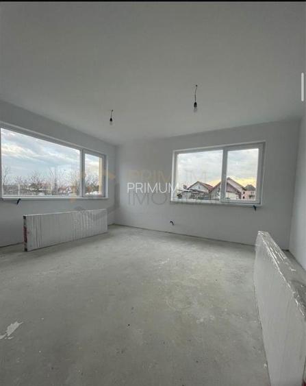 Sanmihaiul Roman- dormitor la parter- 5 camere - 3