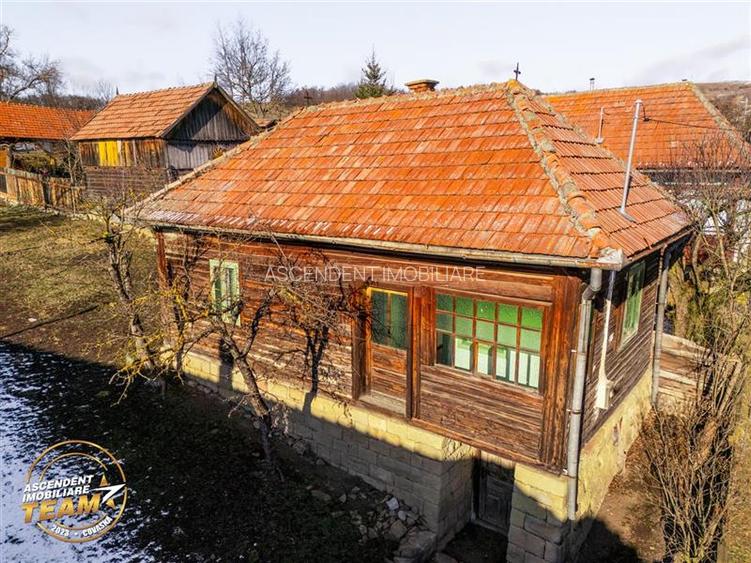 Film! Casa din lemn,cu doua camere, pe domeniu de 2.819 mp, Mereni, Covasna - 19