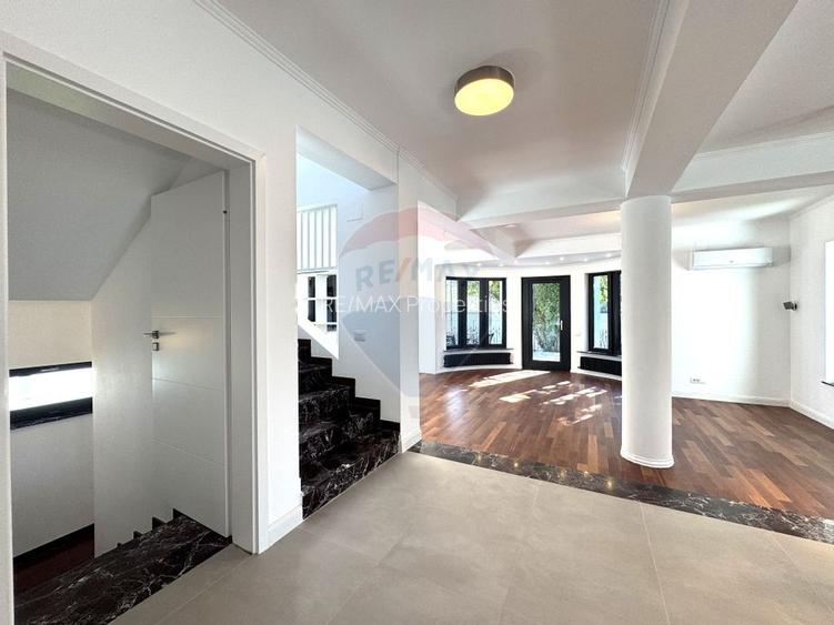 Vila individuala, 7 camere, 2 garaje, curte - Pipera, Cortina North - 9