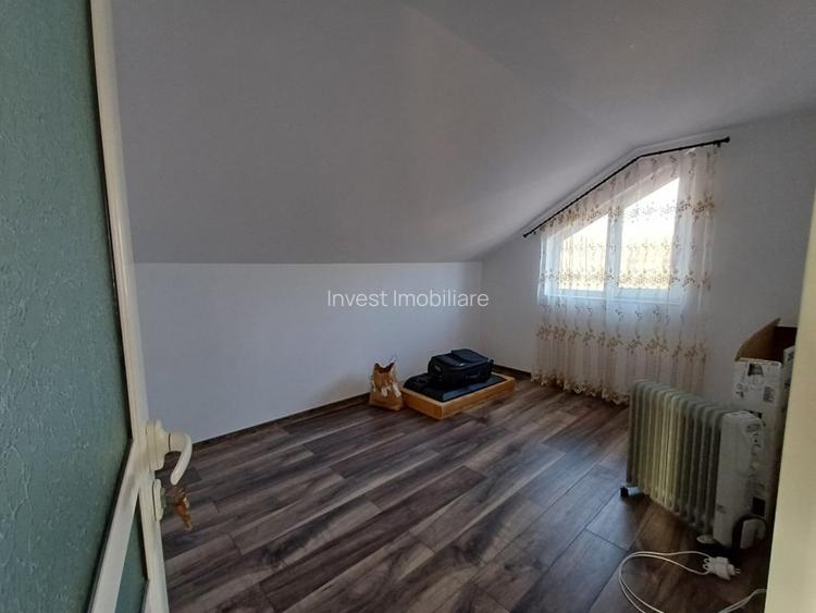 CASA CU 4 CAMERE , BECI SI GARAJ , 825MP TEREN , VOINESTI  - 24