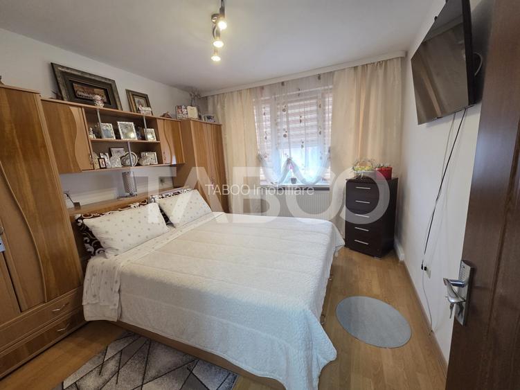 Apartament 2 camere  semidecomandat zona Vasile Alecsandri etaj 3 - 3