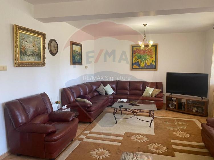 Casă / Vilă cu 5 camere de vânzare în zona Central - 6