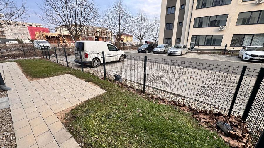 AP. 3 CAMERE PLATANI RESIDENCE, CURTE 74 MP, LOC PARCARE, COMISION 0% - 2