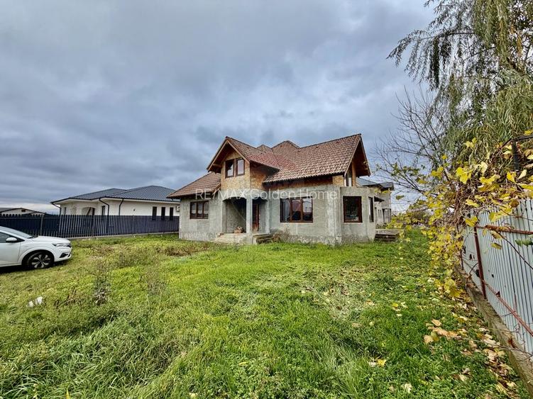 Casă / Vilă Caisului 90% gata - 6