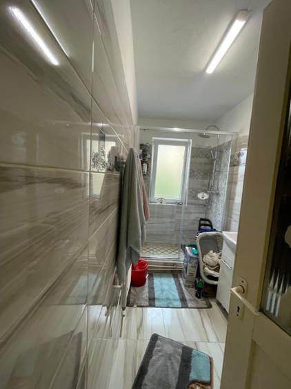 Apartament de vanzare cu 2 camere, 40 mp, zona Mall Hatvan