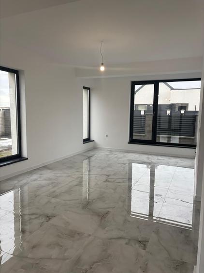 Vila individuala la 100 ml de soseaua Berceni - 175.000 euro tva inclus