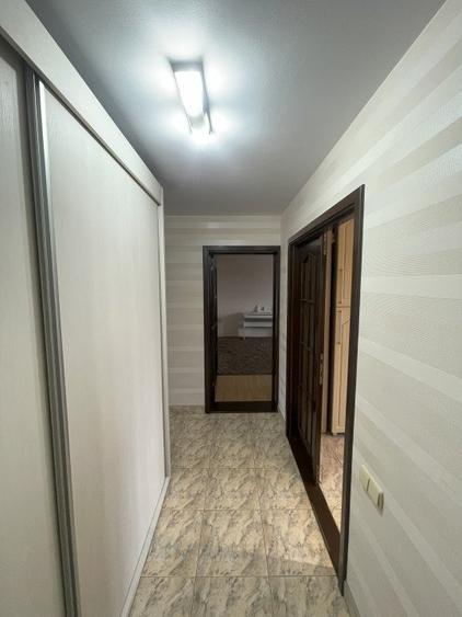 Apartament de 3 camere, 75 mp, zona Vivo