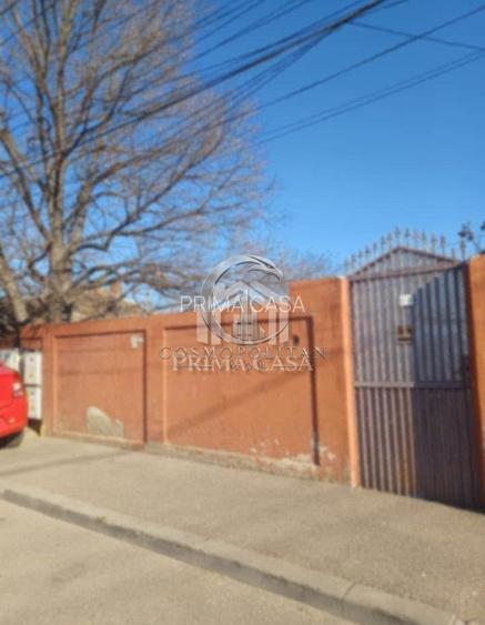 Casa zona Dorobanti teren 500mp toate utilitatile 58.000 euro - 3
