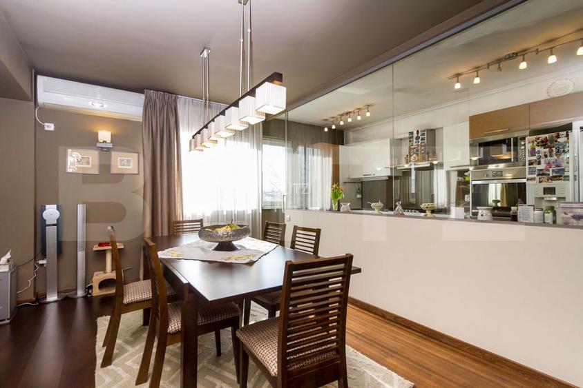 Duplex generos 288 mp, Metrou Aparatorii Patriei - 2