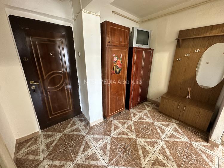 Vanzare Garsoniera 32 mp CETATE Closca Izolata Finisata si Mobilata - 4