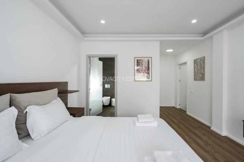 IANCU NICOLAE - AMFITEATRU RESIDENCE, 350 MP, 7 DORMITOARE, 5 BAI, 650 TEREN MP - 50