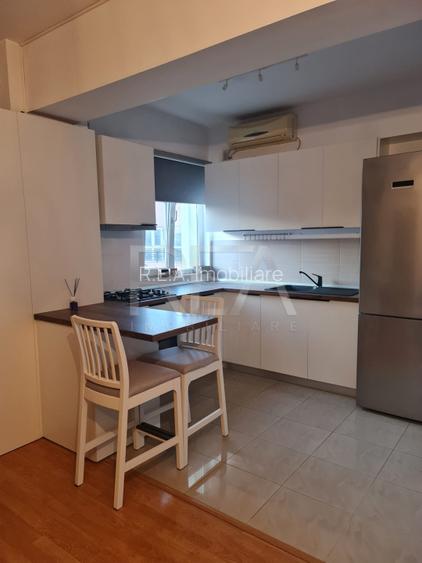 2 camere Titan decomandat, centrala, et. 4, an 2009 - 5