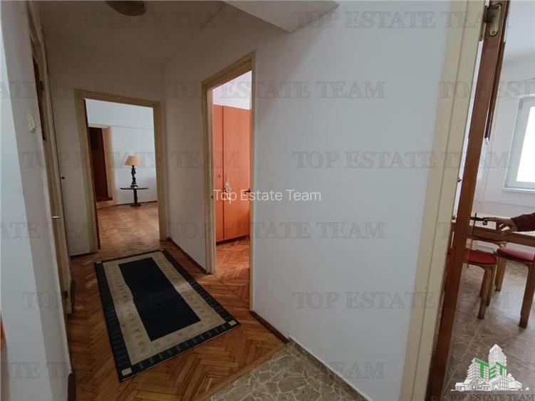 Vanzare apartament 3 camere vedere spate Ion Mihalache - 5