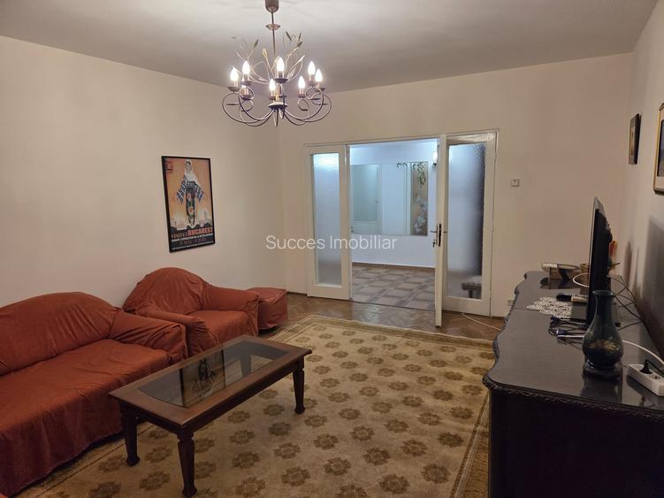 VICTORIEI- 4 CAM,130 MP,CENTRALA PROPRIE,MOBILAT CLASIC,FOARTE SPATIOS,900 EURO - 3