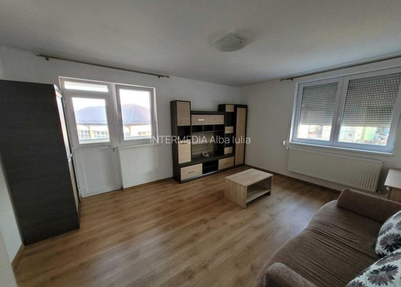 DE VANZARE I APARTAMENT CU O CAMERA I CENTRU I ETAJ 2 I MOBILAT SI UTILAT I - 2