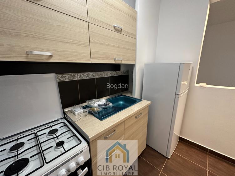 Garsoniera Teiul Doamnei-Colentina,Str. Nada Florilor 5,la 3 min. sectia 7 - 10