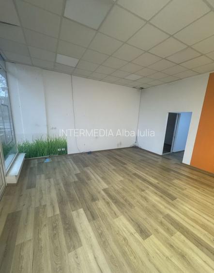 Vanzare Spatiu Ultracentral CETATE Hotel 72 mp Finisat Pozitie Super - 2