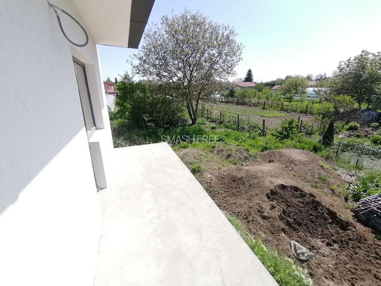 Casa P+1 in comuna 1 Decembrie - str. Victoriei - 9