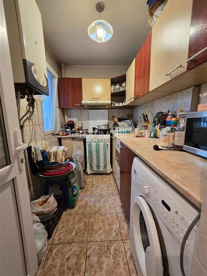 Podu Ros - Posta, 2 camere decomandat, etaj intermediar - 3