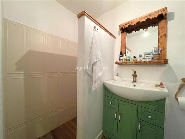 Casa de vanzare in Nufaru - 14