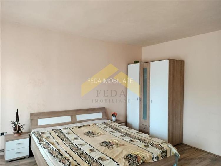 Casa la gri de vanzare in localitatea Fantanele - 5