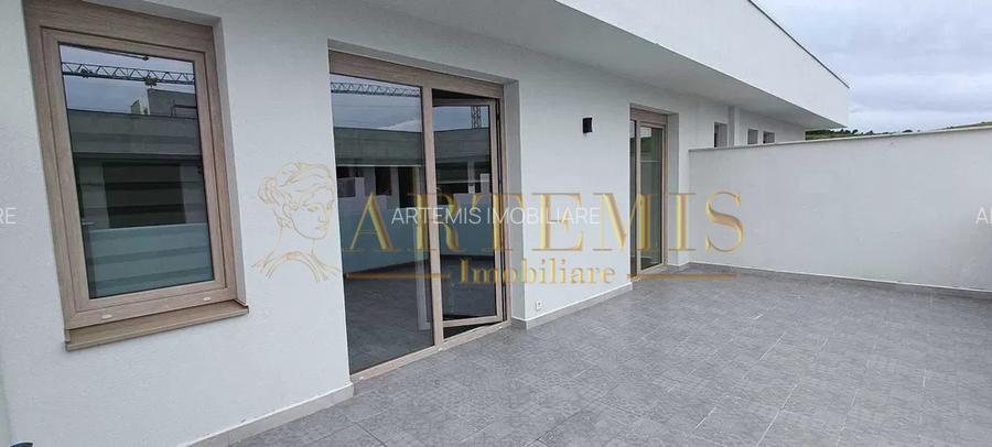 Apartament de 2 camere, decomandat, 40 mp., terasa 25 mp., zona zavoaie - 8