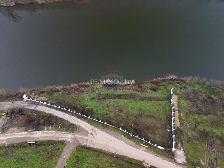 Teren intravilan de vanzare cu deschidere la lac, Branesti - 8