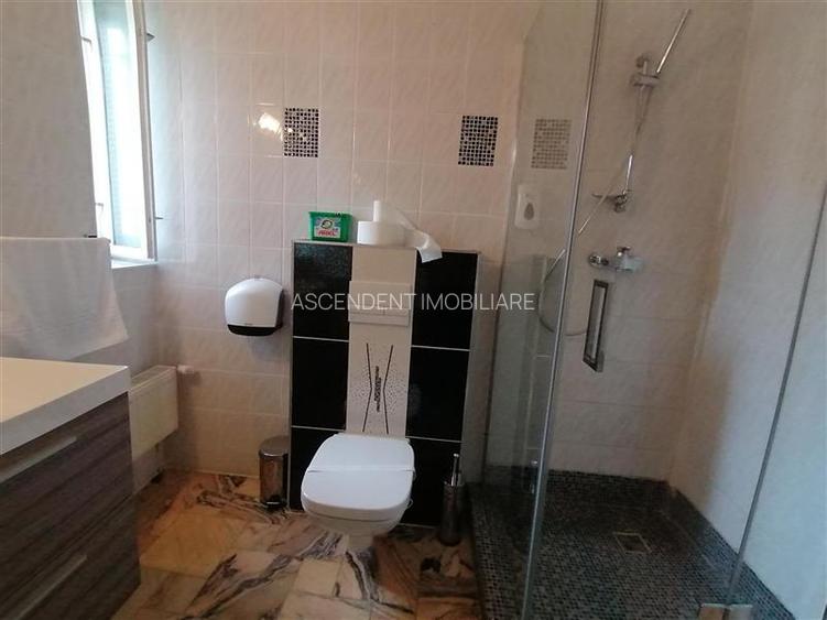 Proprietate deosebita, pe 4 camere, 140 mp, curte amenajata, Central, Brasov - 9