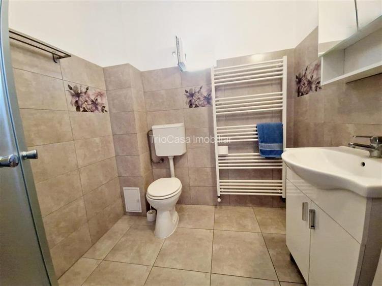 CASA DE VANZARE CRAIOVA,  5 camere ,str. T. Vladimirescu , teren - 200 mp - 26