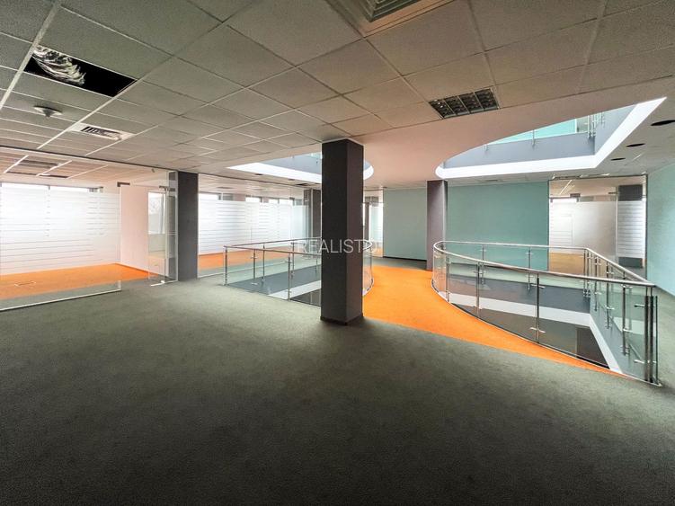 Proprietate comercială premium de vânzare- teren 3.728 mp |  Lângă A0 - 9