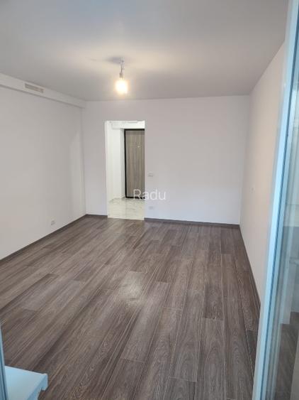 🏠 Particular - De vanzare apartament 3 camere - centrala- Aleea Compozitorilor - 4