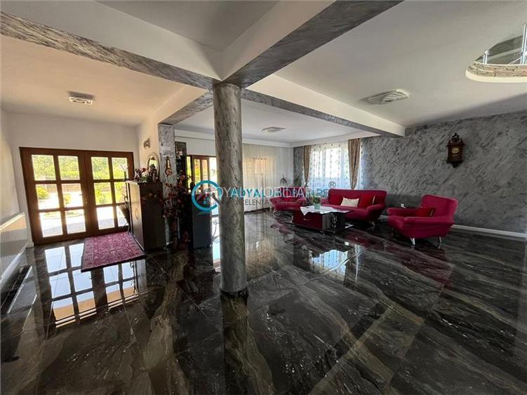 Royal Imobiliare-Vanzare Vila Zona Romanesti - 6