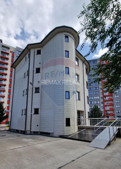 Cladire Mixtă de vânzare 800mp, D+P+3E+M  în Tudor Vladimirescu - Iasi - 2