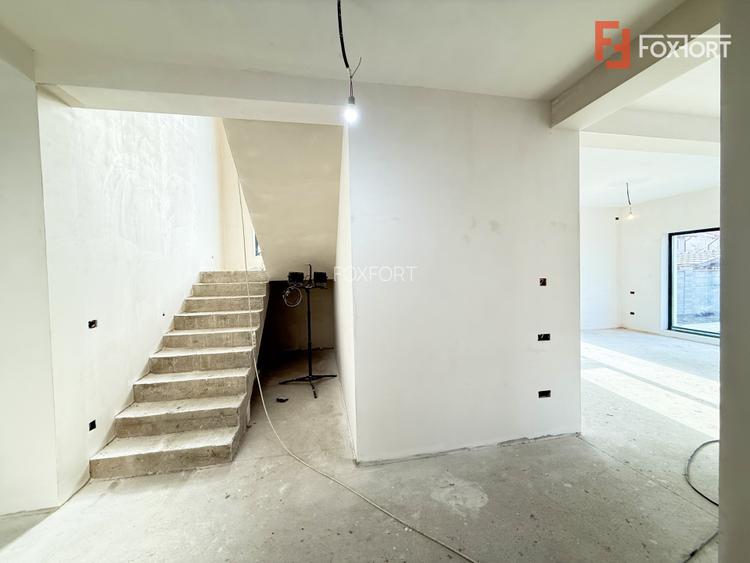 Casa individuala cu 5 camere de vanzare in Dumbravita - 3