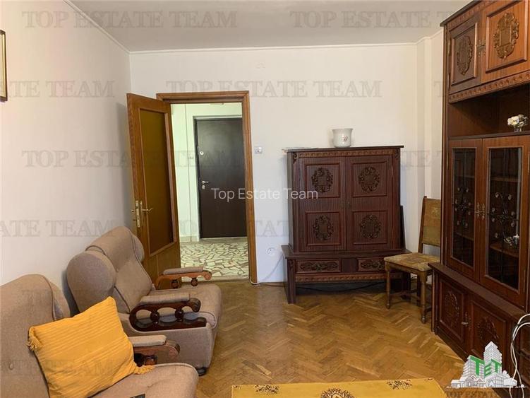 Apartament  3 Camere - Spitalul Judetean - Decomandat - Radet - Termen lung - 4
