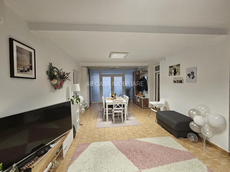 Imobil P+2E+M, cu spațiu comercial, zona Spitalul Județean, comision 0% - 3