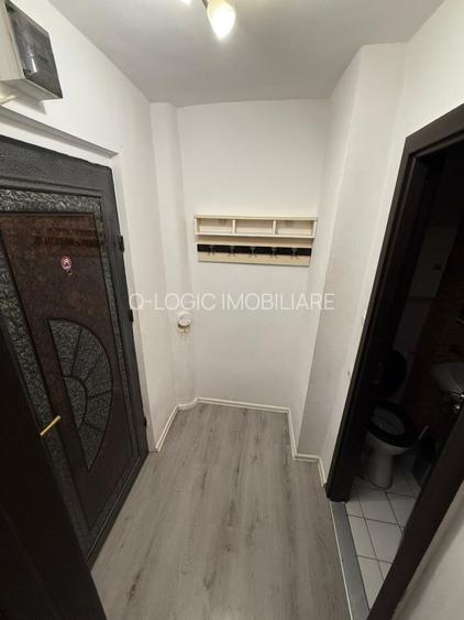 Garsoniera libera la vanzare zona Bartolomeu - 5