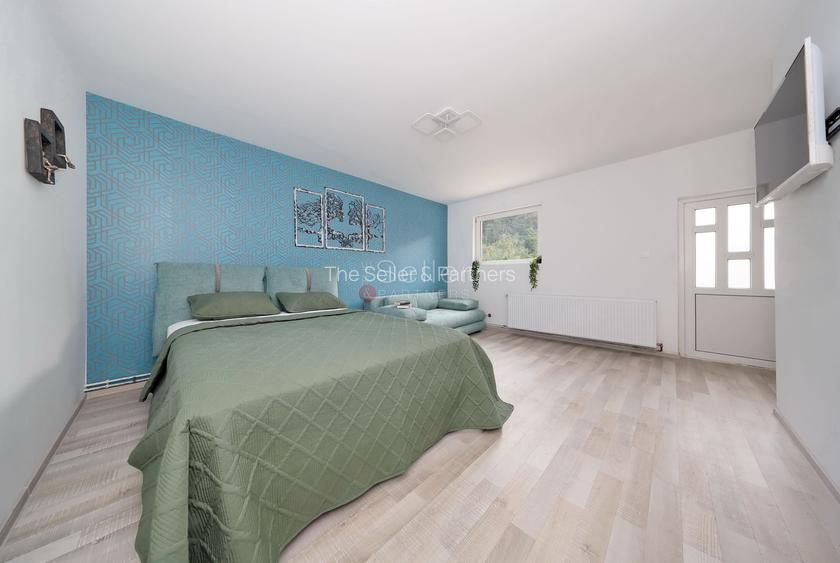 Proximitate imediata fata de Castelul Bran - 31